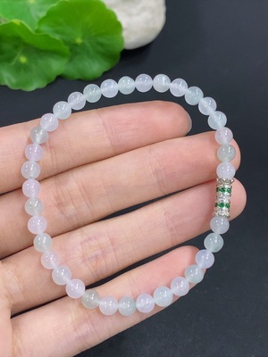 F42967317 翡翠手串 非金 货品总重量约8.6克 卡5mm左右