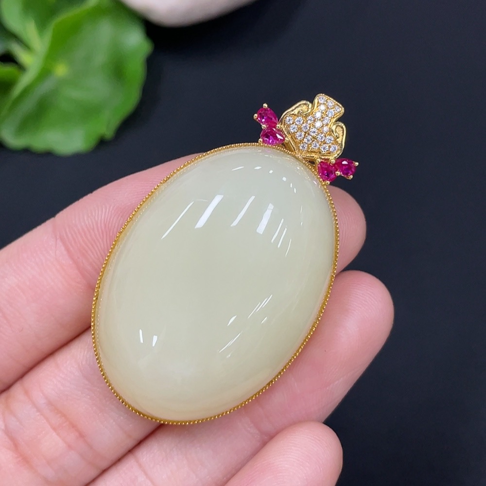 H29388032 Hetian Jade Inlaid Pendant 18k Gold Total Weight Approx. 19.7g