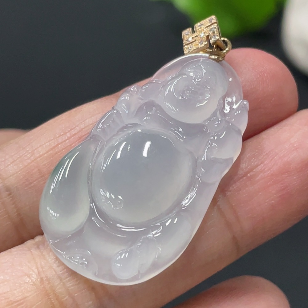 F30557813 Jadeite Maitreya Pendant with 18K Gold Clasp, Total Weight Approx. 5.66g