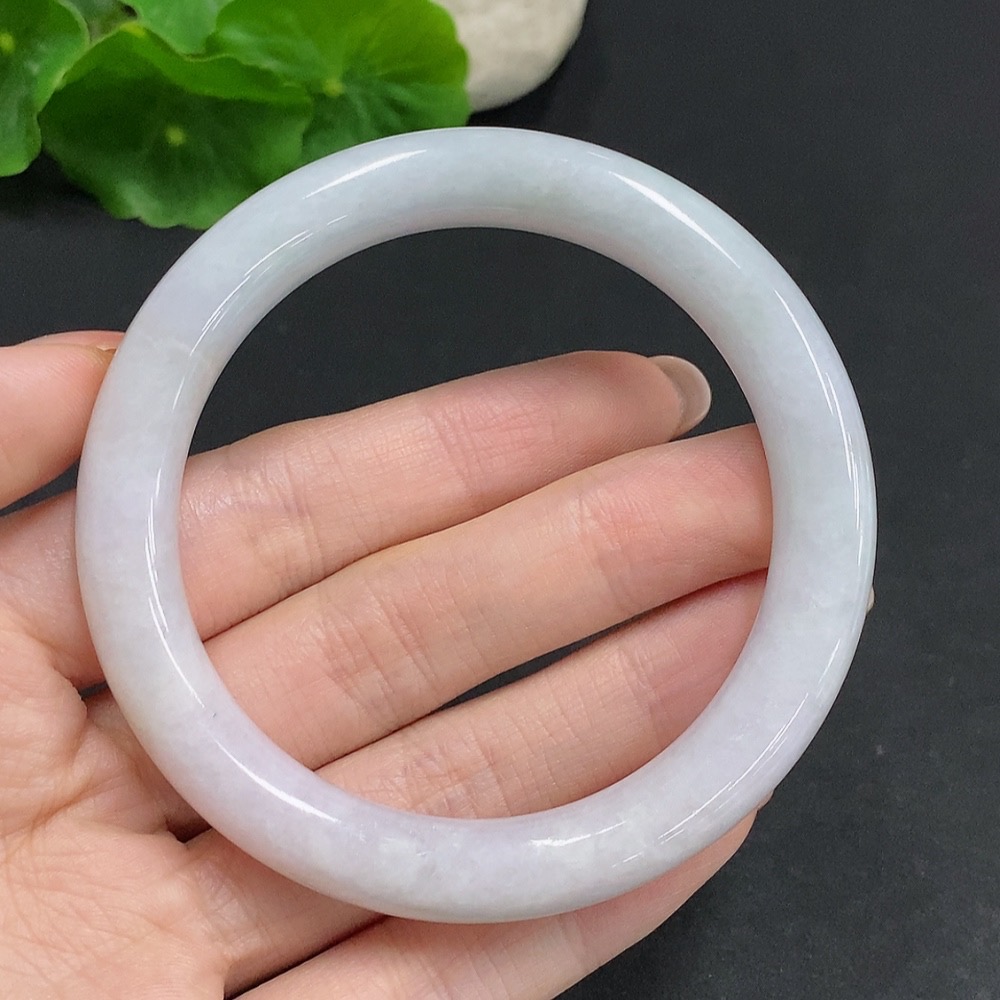 F34061261 Jadeite Round Bangle Total Weight Approx. 52.5g Size 57.5