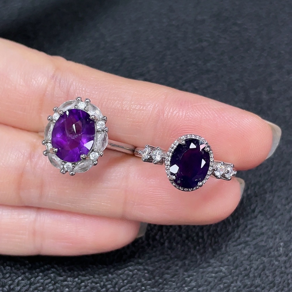 C34989726 Crystal Ring Non-Gold Adjustable Total Weight Approx. 5.26g Sell as a Lot