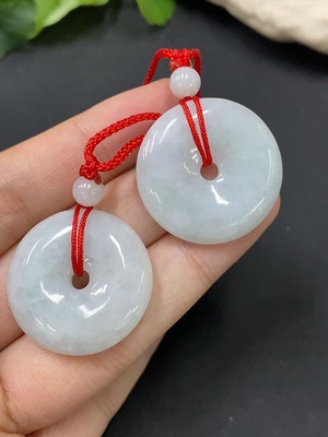 F26020714 Jadeite Pendant Wholesale Lot