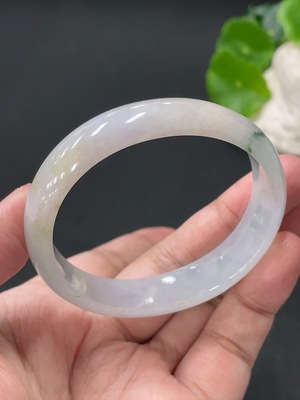 F35108816 Jadeite Concubine Bracelet Size 51.8/45.2mm Total Weight Approx. 33.74g