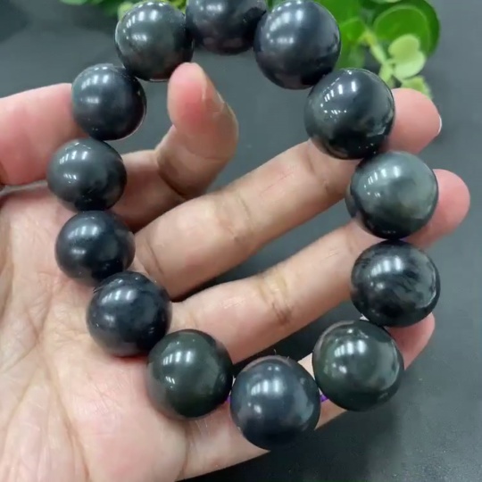 H05111350 Hetian Jade Bead Necklace, 16mm, Total Weight 79.4g