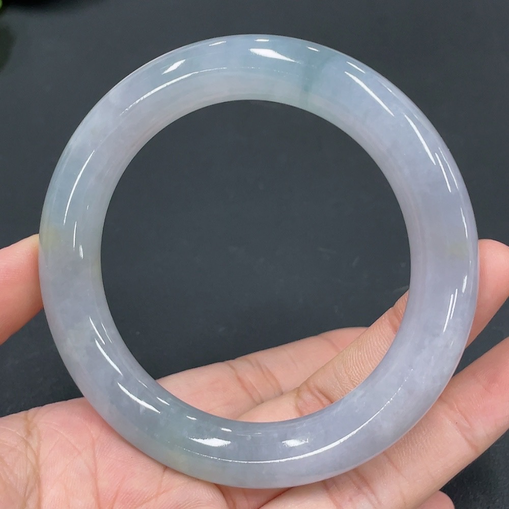 F23602497 Jadeite Round Bangle Size 56.7 Total Weight 69.273g