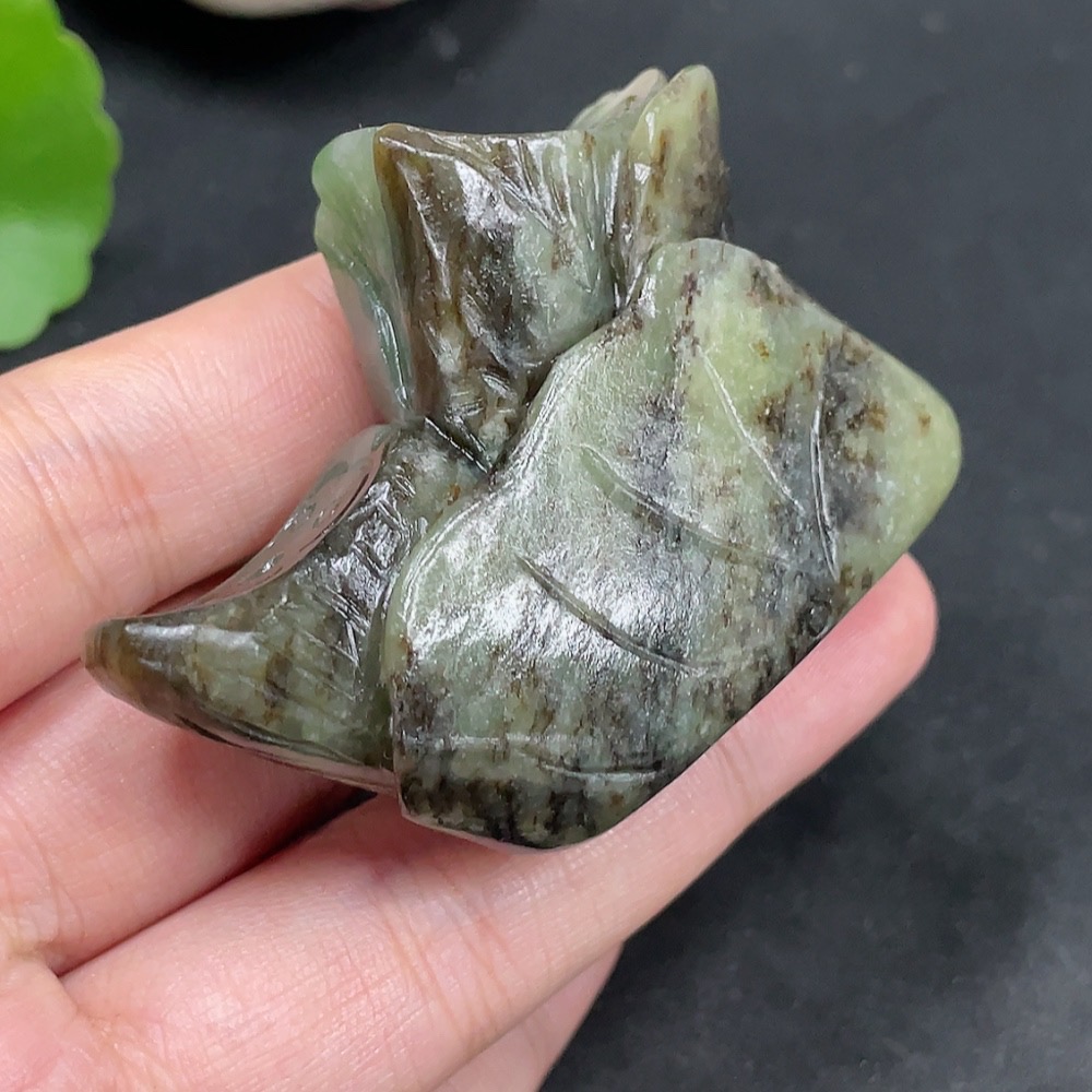 H30562392 Hetian Jade Ornament Lotus Pod Undetermined Skin Color Formation Total Weight Approx. 76.4g
