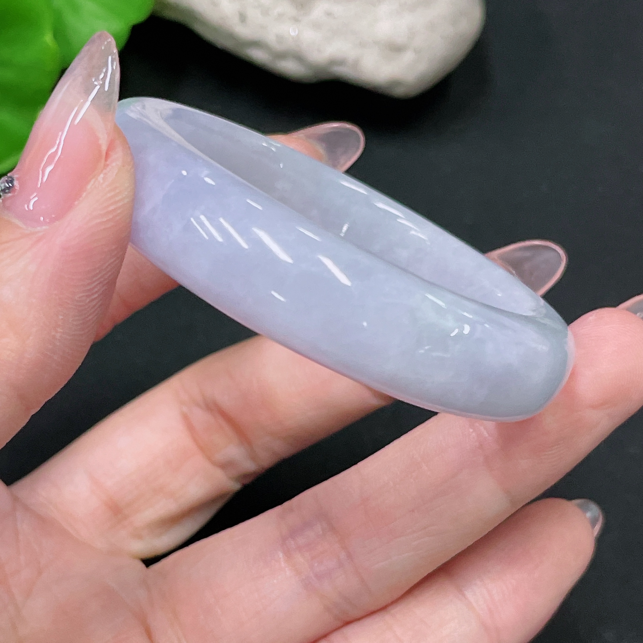 F34958444 Jadeite Imperial Concubine Bracelet Size 49.3/43.7 Total Weight Approx. 39.7g