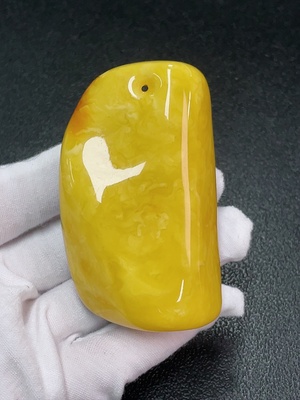 C41833608 琥珀蜜蜡饰品  货品总重约44.46克