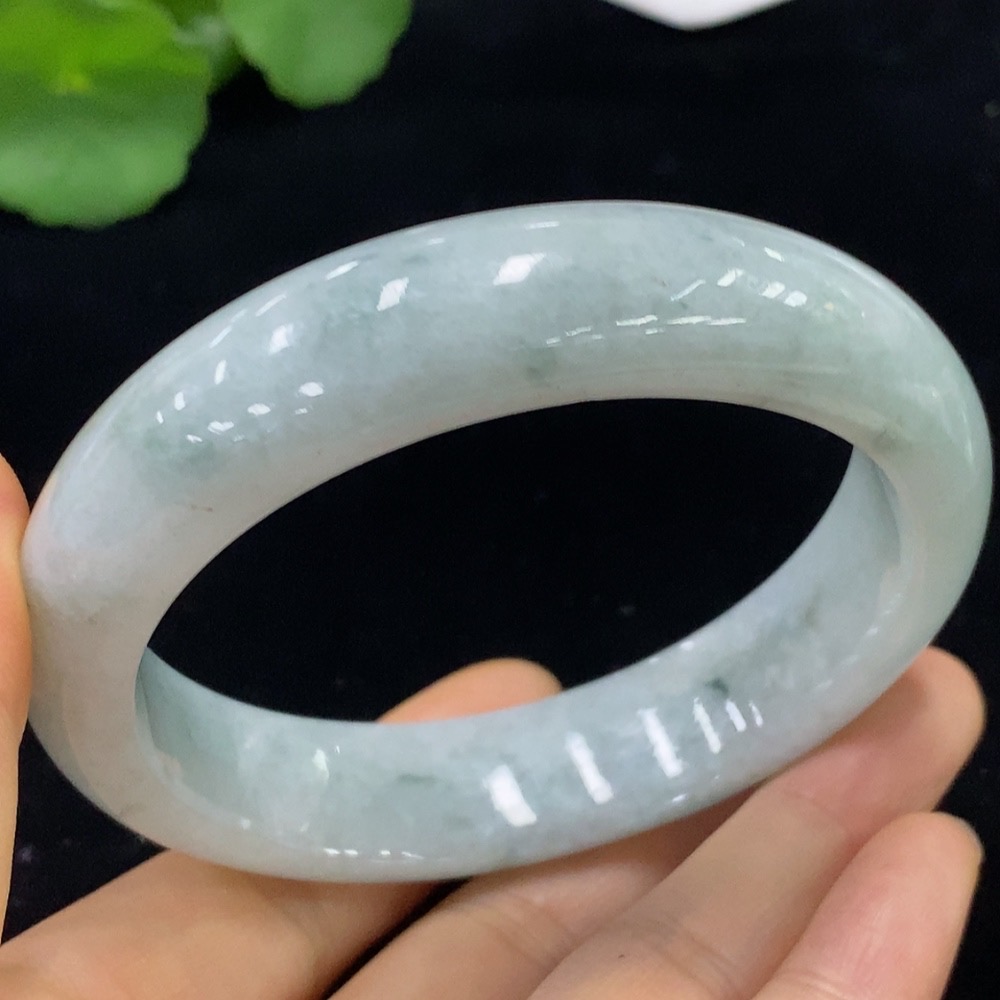 F33928988 Jadeite Round Bangle Size 62.3 Total Weight Approx. 86.32g