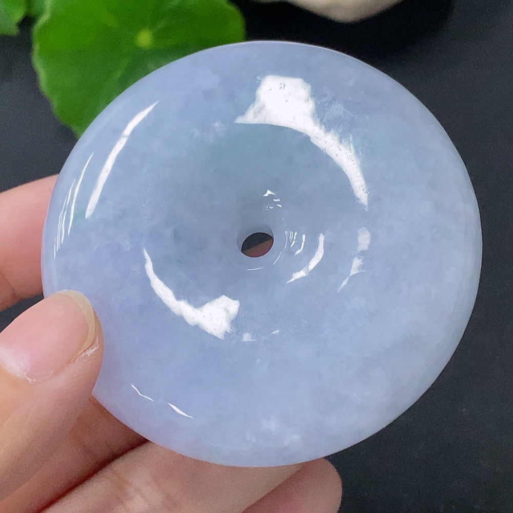 F33829509 Jadeite Pendant Peace Knot, Total Weight Approx. 79g