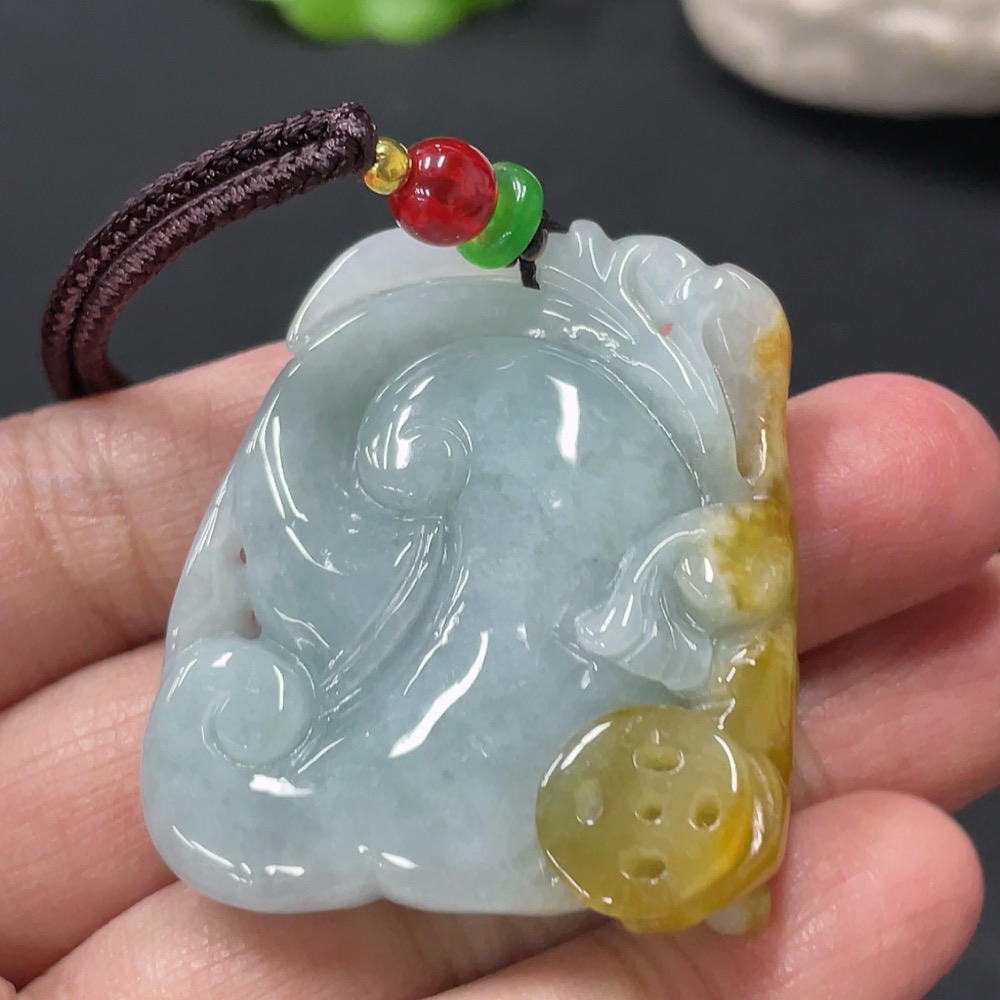F30449362 JadeiteRuyi Pendant
