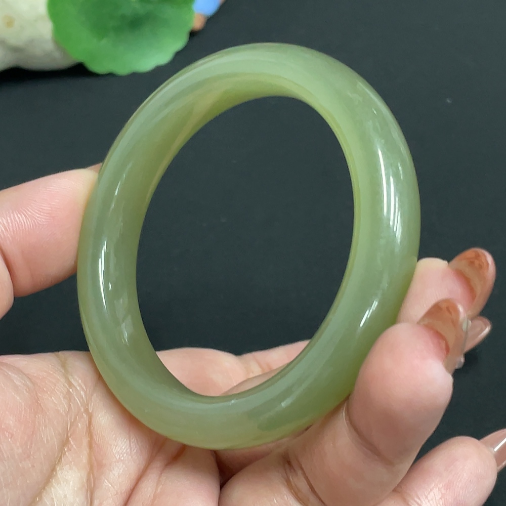 H34074323 Hetian Jade Round Bracelet Size 53.4 Total Weight Approx. 46.3g