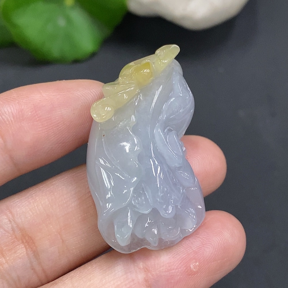F15703091 Jadeite Cabbage Pendant