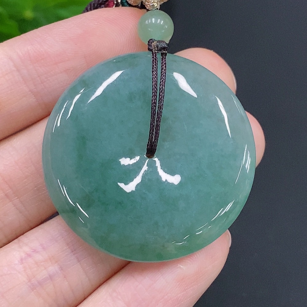 F28271430 Jadeite Safety Buckle with a total product weight of approximately 20.6 grams (including rope weight)