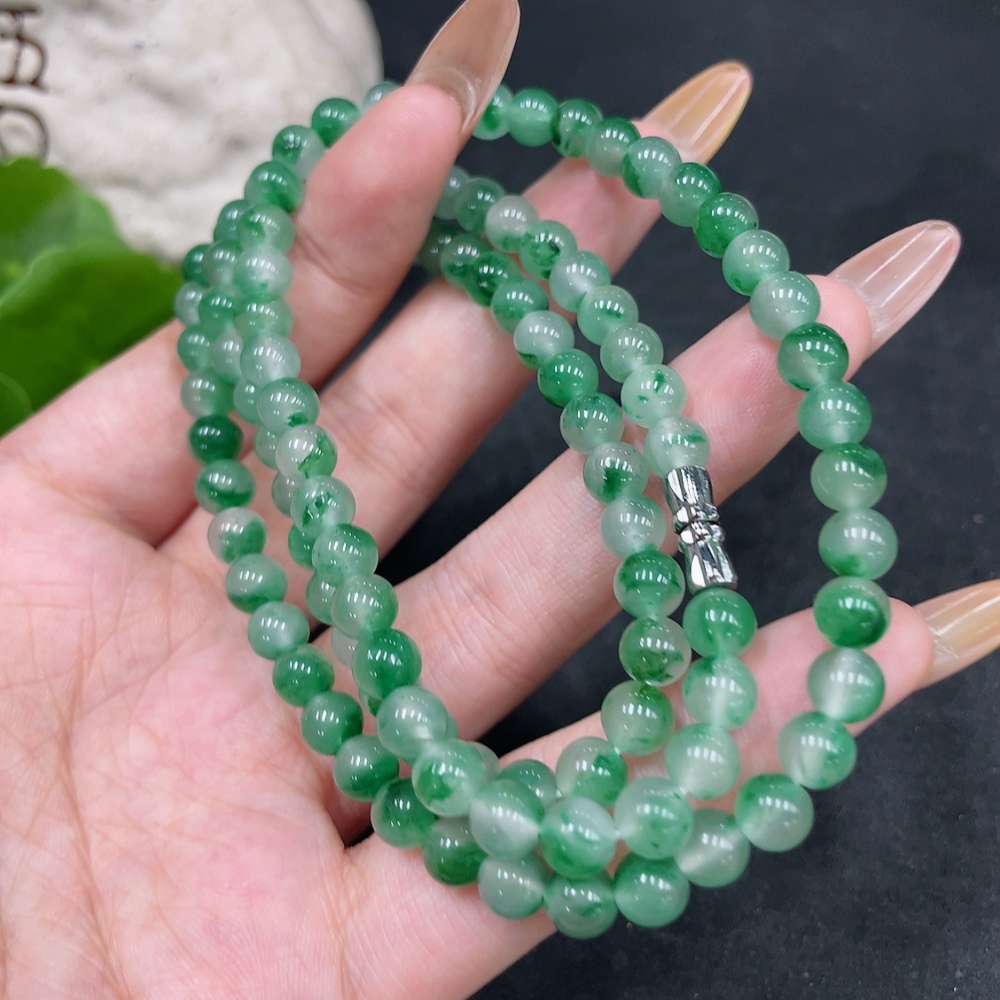 H32726228 African Emerald (Dulong Jade)