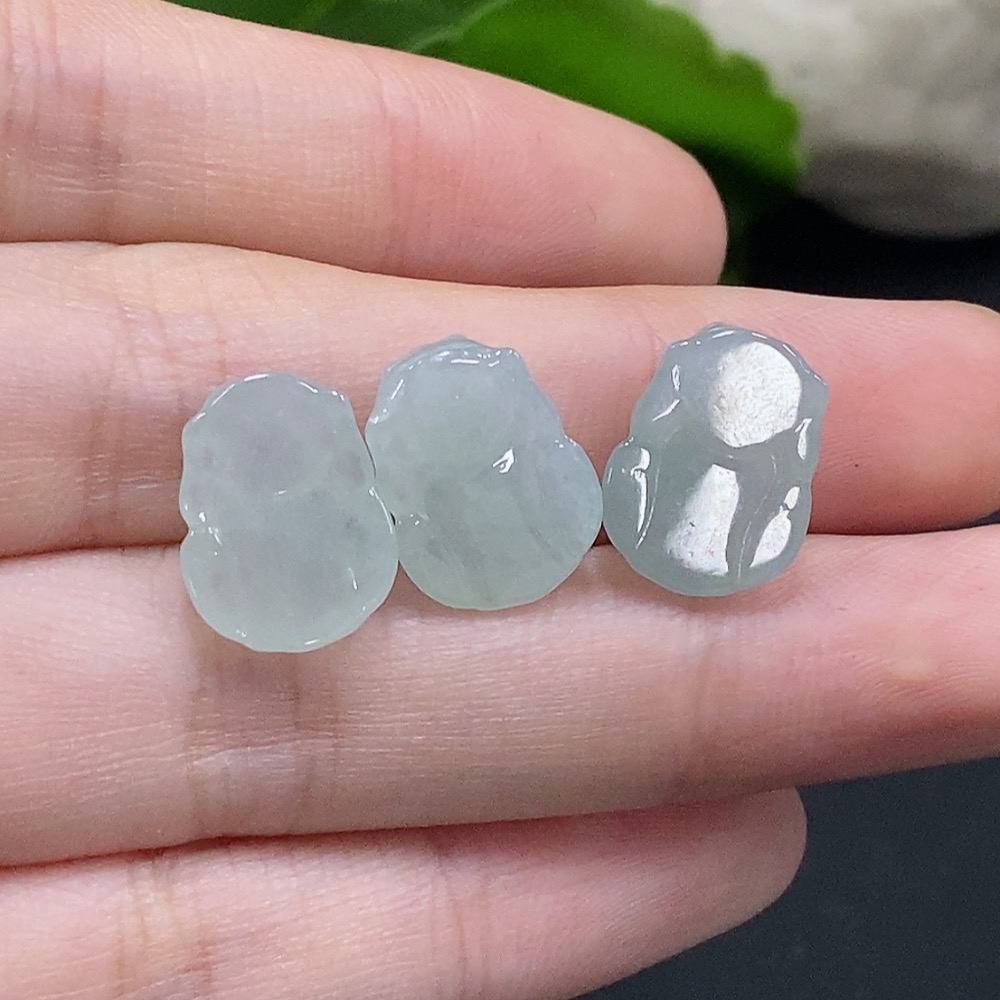 F35091390 Jadeite Pixiu Inlaid Piece Sell as a Lot