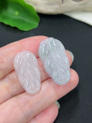 F41852055 翡翠叶子挂件 货品总重约5.23g