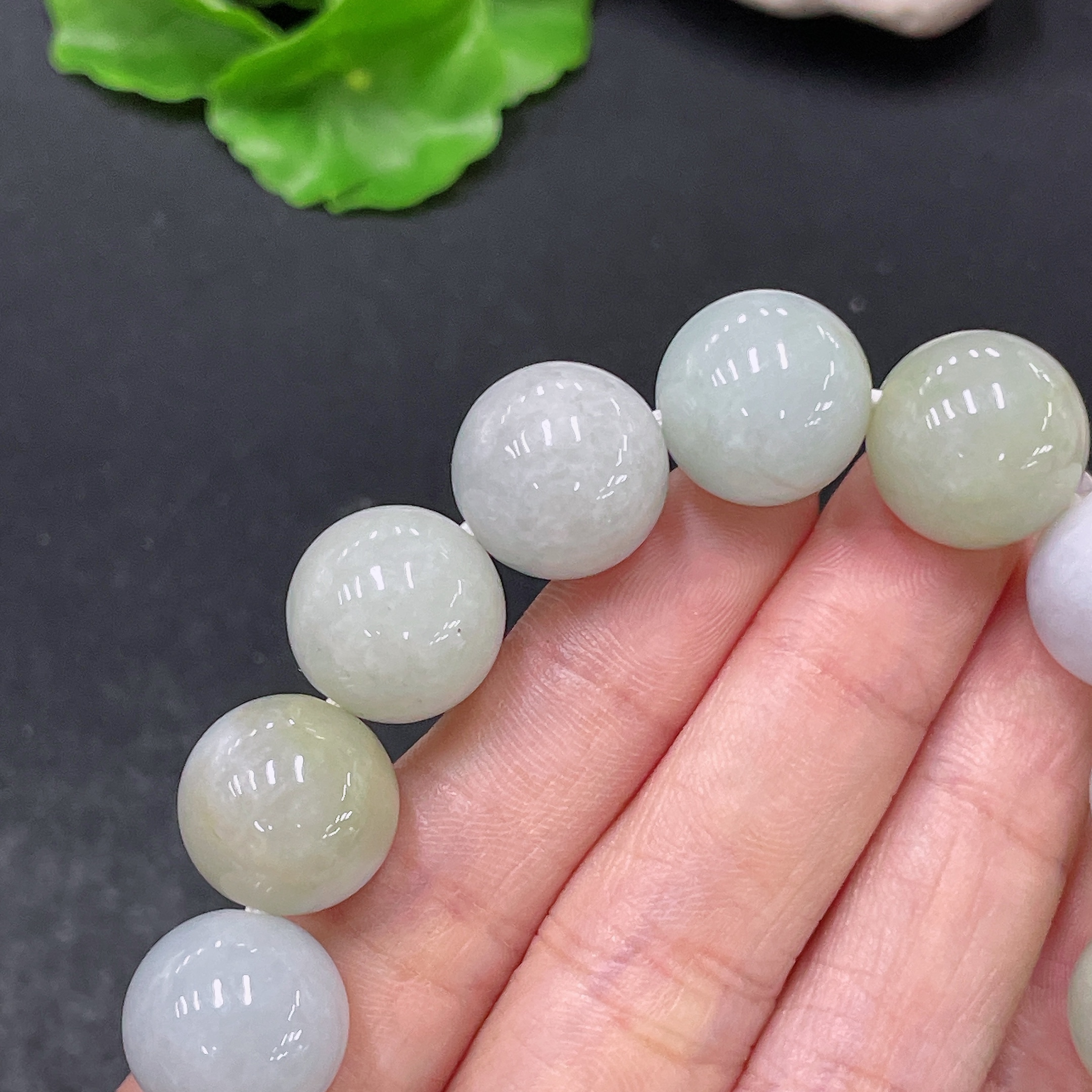 F35138749 Jadeite Bracelet, Total Weight Approximately 93.09g, Size Around 15.3mm