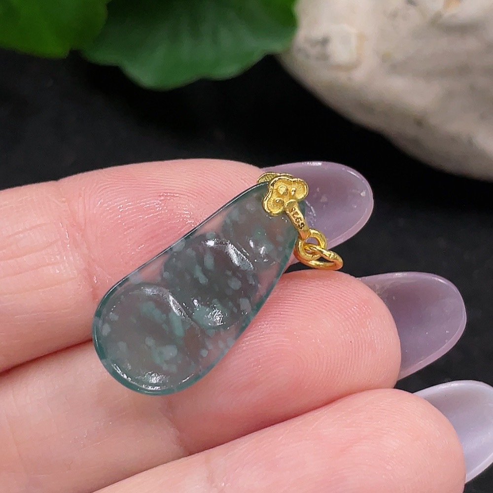 F34965485 Jadeite Blessing Bean Pendant Total Weight Approx. 1.5g (Non-gold Inlaid)