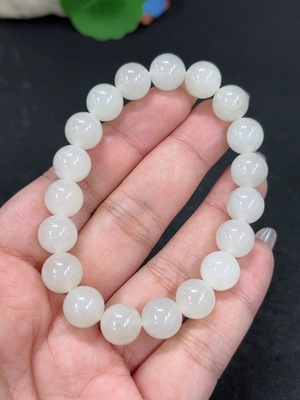 H46587926 和田玉手串 卡9.9mm左右 货品总重约29.7g
