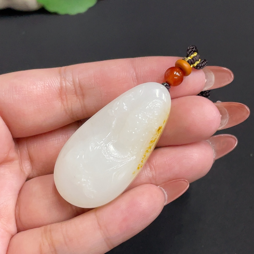 H35100009 Hetian Jade Pendant Avalokitesvara Total Weight Approx. [with rope] 27.9g Undetermined Skin Color Formation