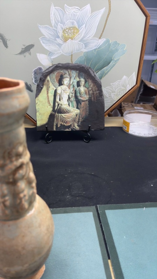W32717977 Porcelain, Intact, Yingqing Glazed Garlic-Head Bottle (subject to the actual item)