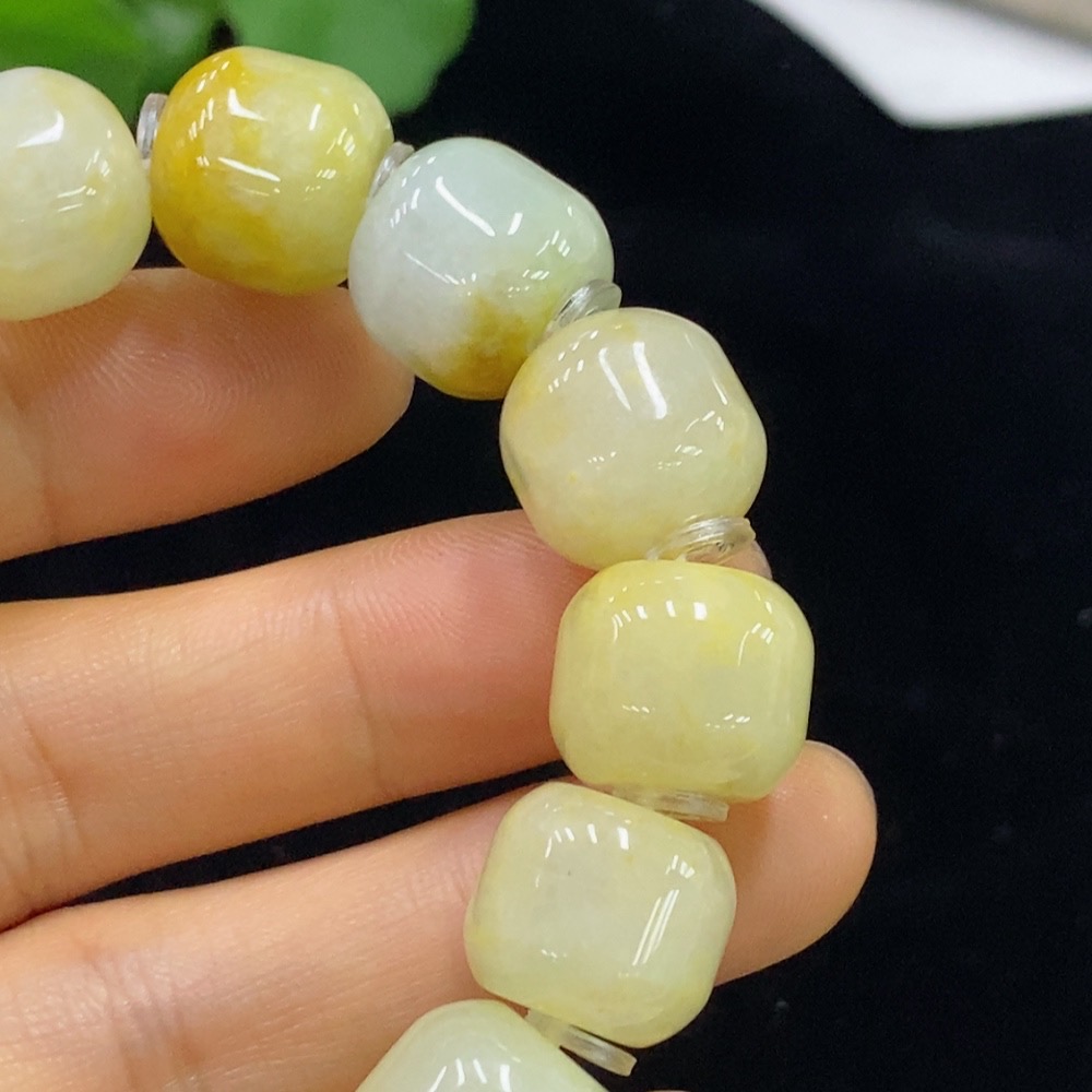 F34044096 Jadeite Bracelet 13.7mm Approx. Total Weight About 71.47g Yellow Part Color Origin Undetermined