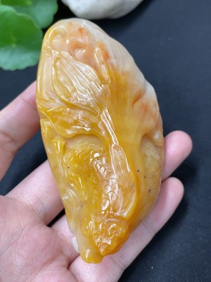 H41891791 老挝石手把件   年年有余  货品总重约125.8g