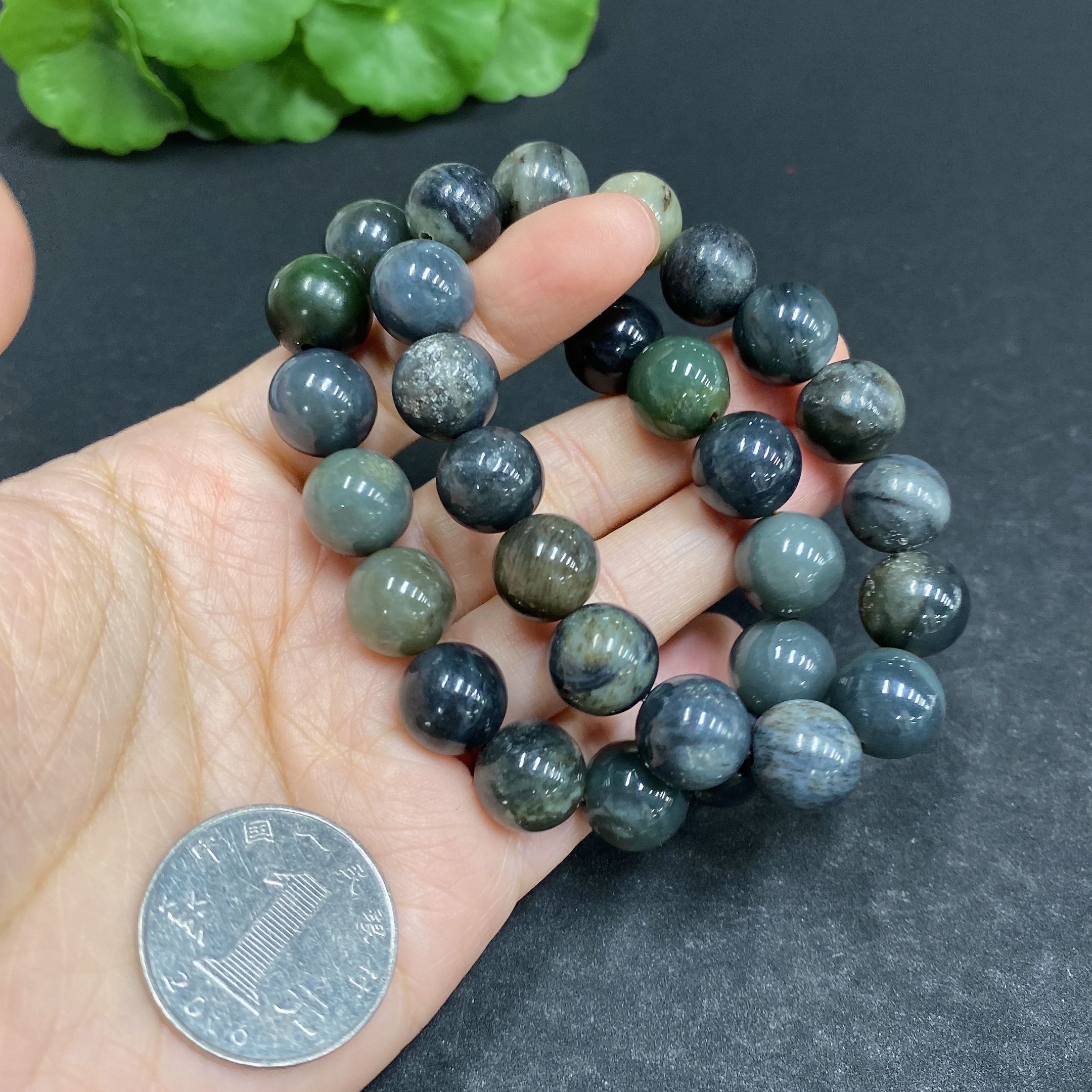 H33903805 Hetian Jade Bracelet with Other Mineral Components, Maximum Bead Size Approximately 11.3mm, Total Weight Approximately 80.8g