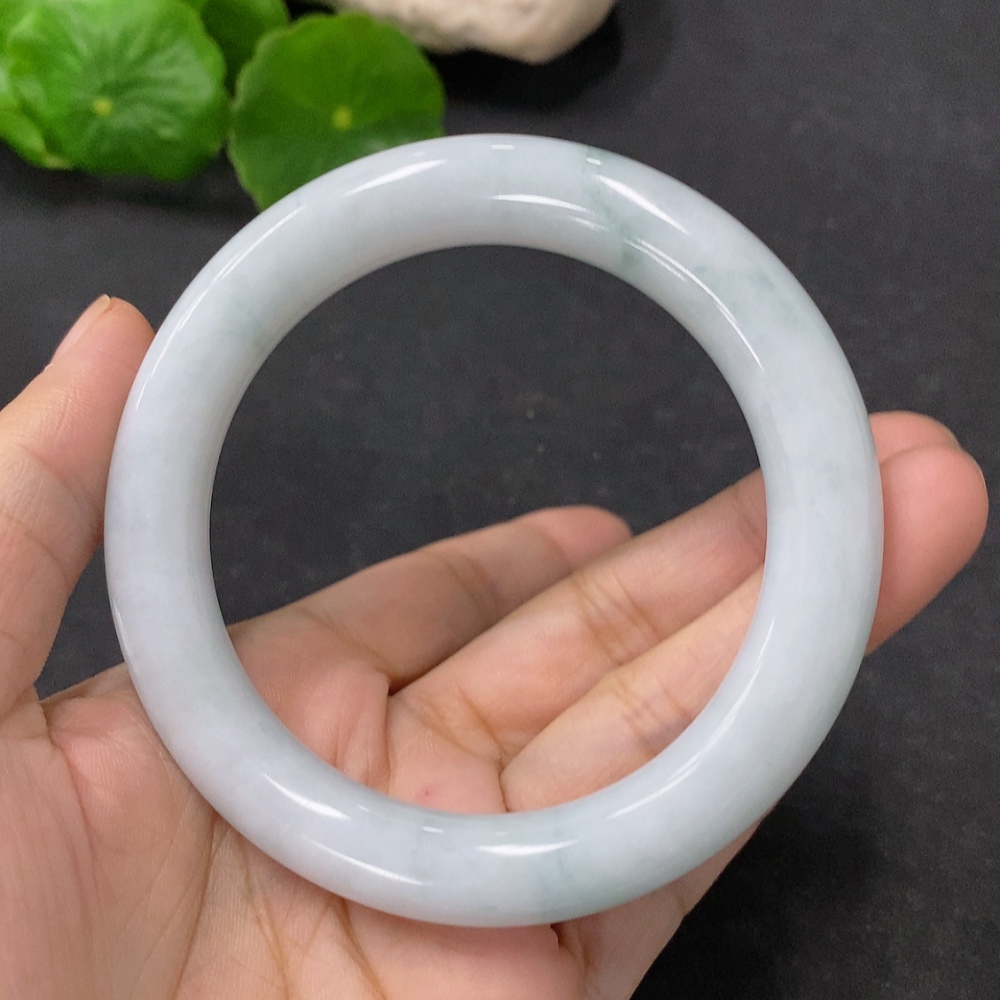 F33888070 Jadeite Round Bangle Size 55.5mm Total Weight Approximately 57.72g