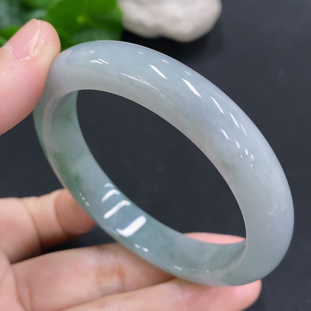 F34023470 Jadeite Round Bracelet Size 55.6 Total Weight Approx. 50.4g