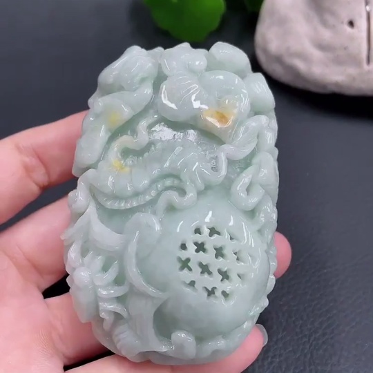 F23578788 Jadeite Handheld Piece, Color Origin Undetermined, Damaged, Total Weight 242.123g