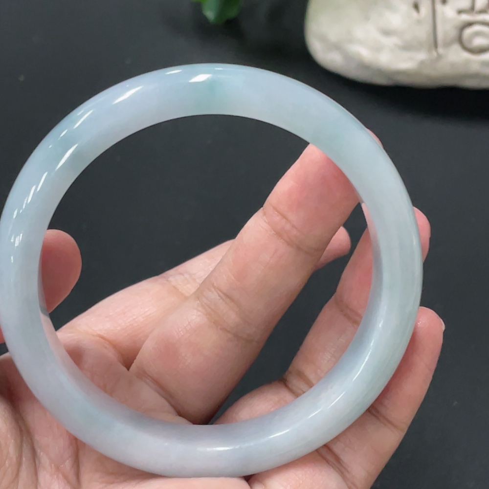 F33910260 Jadeite Round Bangle, Total Weight Approx. 56g, Size 59.9
