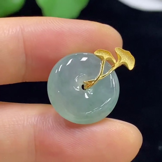 F35136216 Jadeite Pendant Peace Knot 18k Gold Inlaid Total Weight Approx. 2.64g