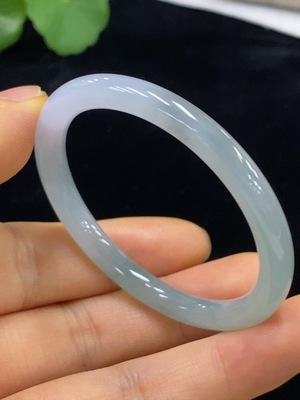 F34975297 Jadeite Round Bangle Size 45 Total Weight Approx. 14.63g