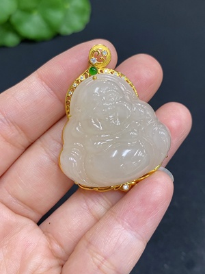 H34970418 Hetian Jade Inlaid Buddha Pendant, 18K Gold, Total Weight Approx. 14.5g