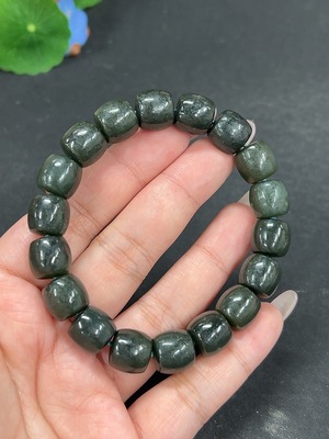 H41946211 和田玉手串 卡11.5mm左右 货品总重约54.5g