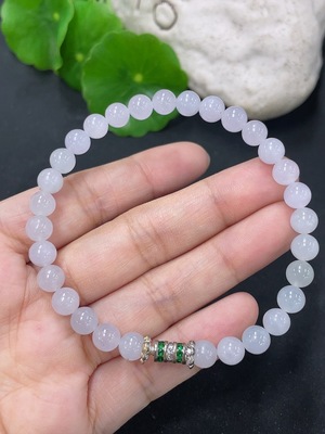 F43168468 翡翠手串 卡6mm左右  货品总重约13.58g 非金