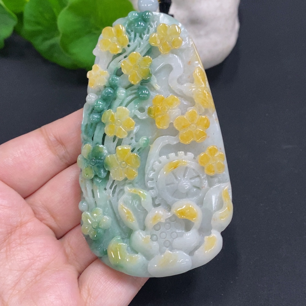 F29410325 JadeiteBlossom Prosperity Pendant