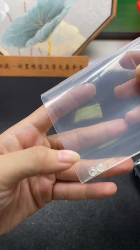 F34985013 Jadeite Pendants Sell as a Lot