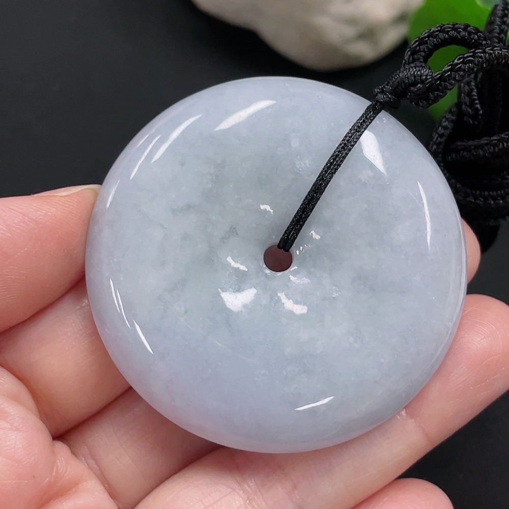 F26025681 Jadeite Peace Knot Pendant Total Weight Approx. 51g (including rope weight)