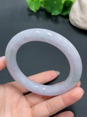 F22528624 Jadeite Bangle Size 57mm with Crack Total Weight 70.492g