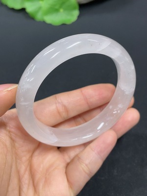 H41867630 非洲翠（独龙玉）正圈手镯 圈口53.1       货品总重约41.1g