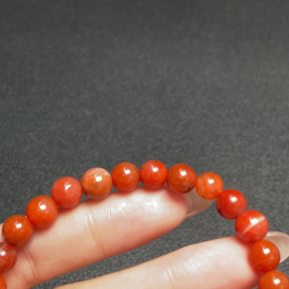 C31619533 South Red Agate Bracelet with Visible Organic Matter, Total Weight Approx. 14.51g, Size About 7.3mm