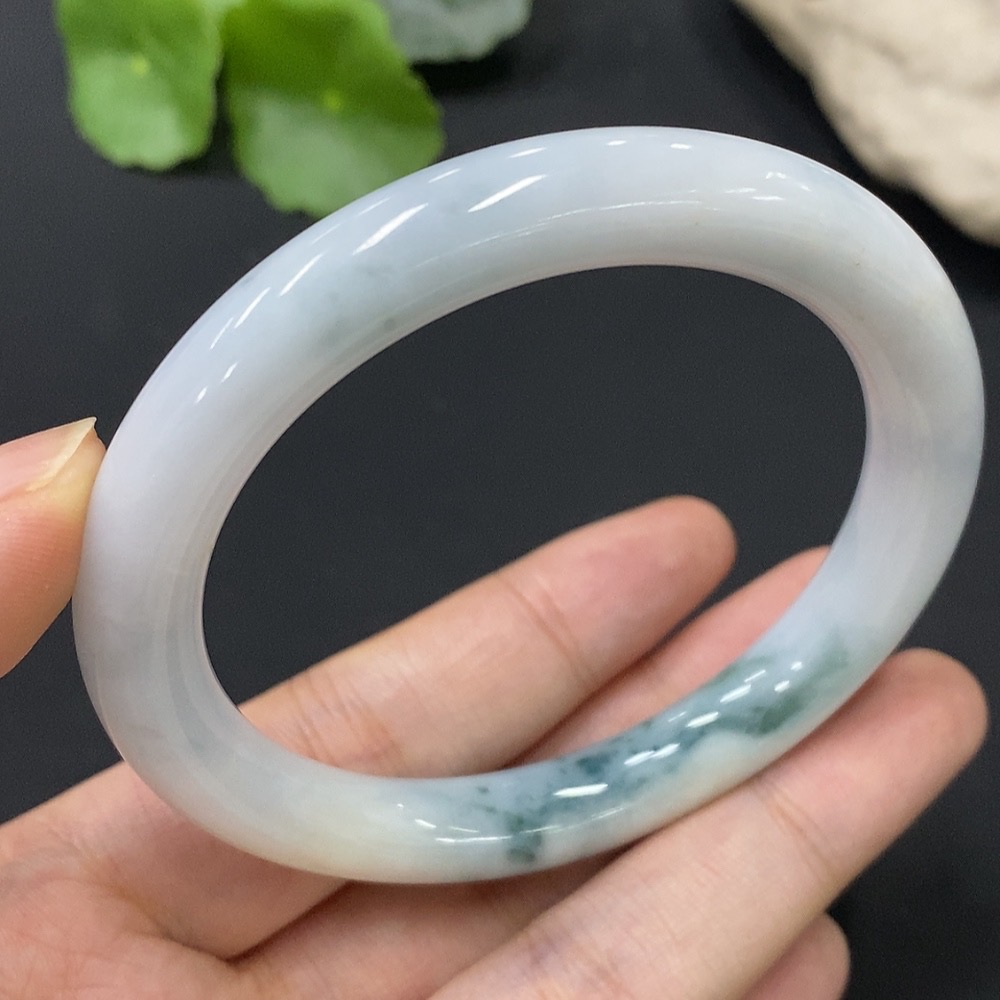F26021247 Jadeite Round Bangle Total Weight Approx. 46.5g Size 56.3