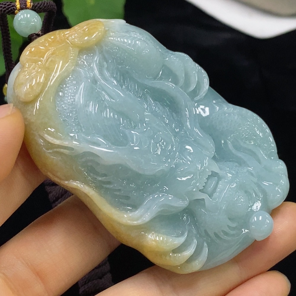 F34948973 Jadeite Dragon Pendant Total Weight Approx. 148.71g (Including Rope Weight) Yellow Part Color Origin Undetermined