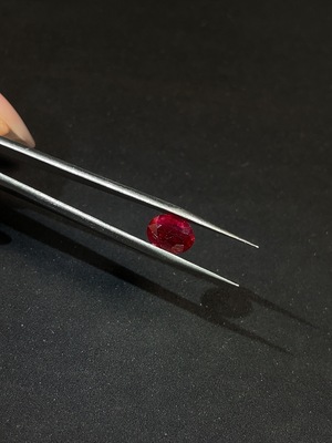 C23615471 Ruby Loose Stone Total Weight Approx. 1.99ct with GILCERT Report: Unheated Pigeon Blood Red