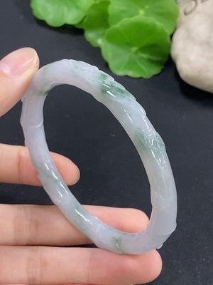 F46548528 翡翠手镯 圈口57.5 货品总重约32.36g