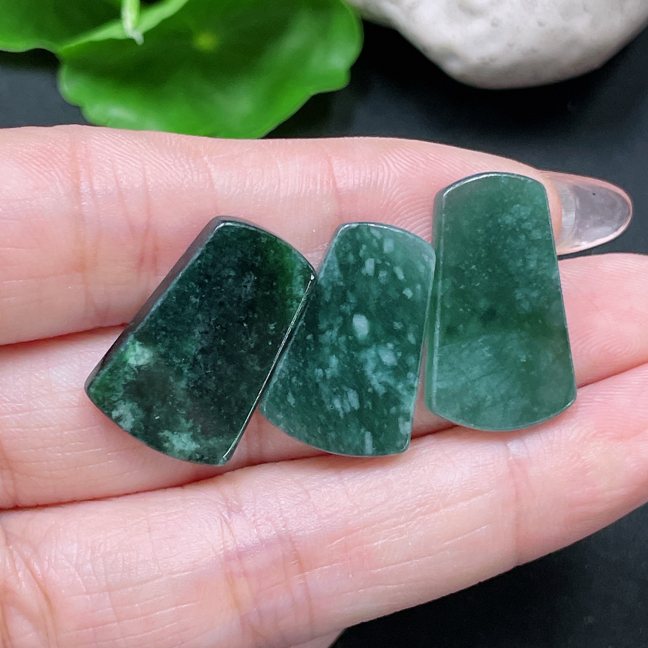 F34021409 Jadeite Pendant Sell as a Lot