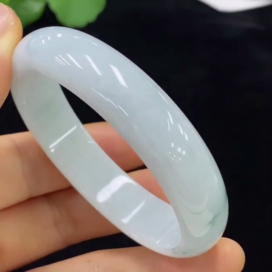 F34974621 Jadeite Concubine Bangle 54.2/48.5 Size Total Weight Approx.42.79g